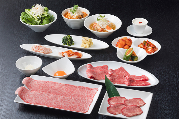 http://www.yakiniku-champion.com/news/web_%E3%83%A9%E3%83%B3%E3%83%81%E3%82%B3%E3%83%BC%E3%82%B9_%E3%83%A1%E3%82%A4%E3%83%B32_041.jpg